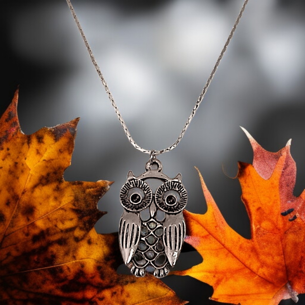 Owl Pendant Necklace Antiqued Silver Tone Open Work Filigree‎ Hippie Bohemian